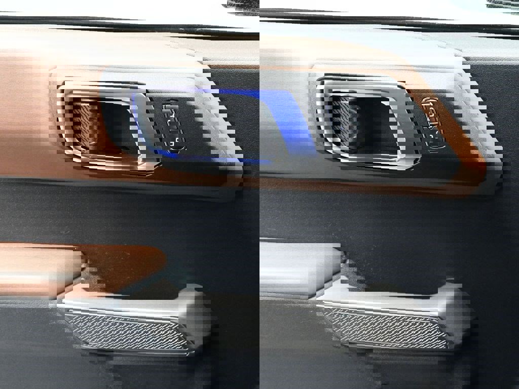 Used 2023 Ford Bronco Outer Banks image 14