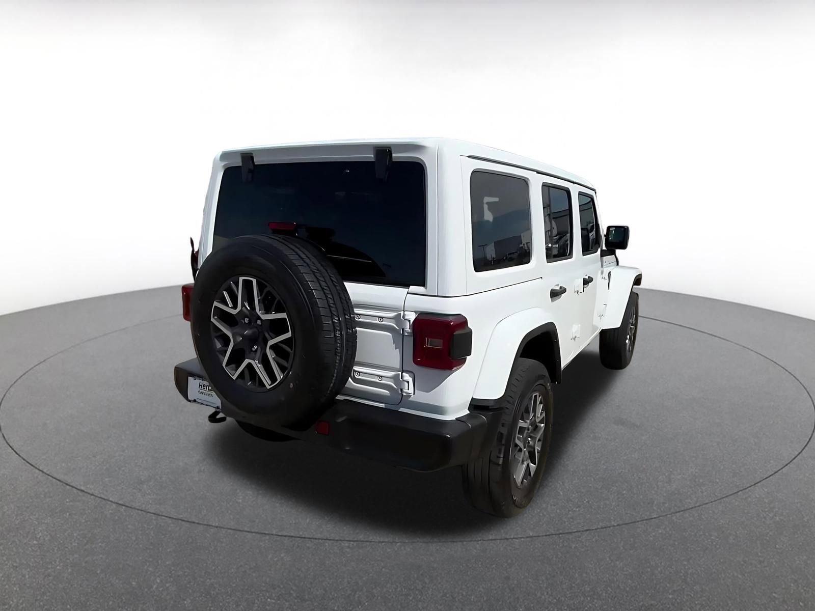 Used 2025 Jeep Wrangler Unlimited Sahara AWD/4WD image 14