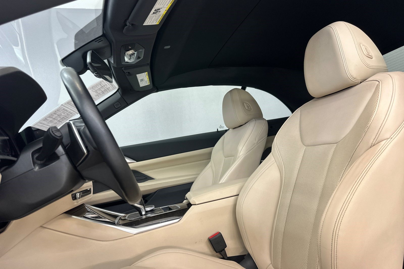 Used 2023 BMW 430i Convertible w/ Premium Package RWD image 5
