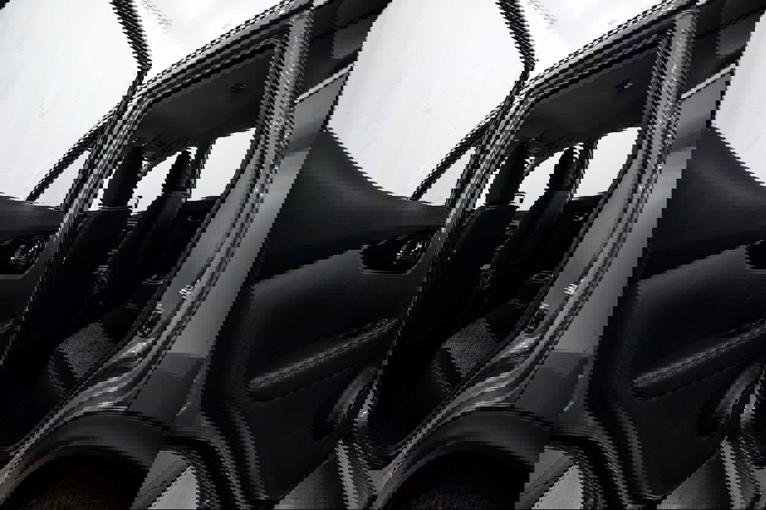 Used 2020 Nissan Rogue Sport SV w/ All-Weather Package image 17