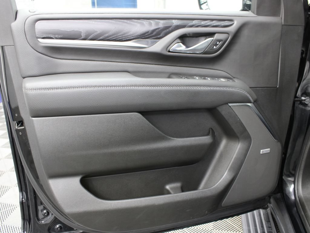 Used 2023 GMC Yukon XL Denali AWD/4WD image 75