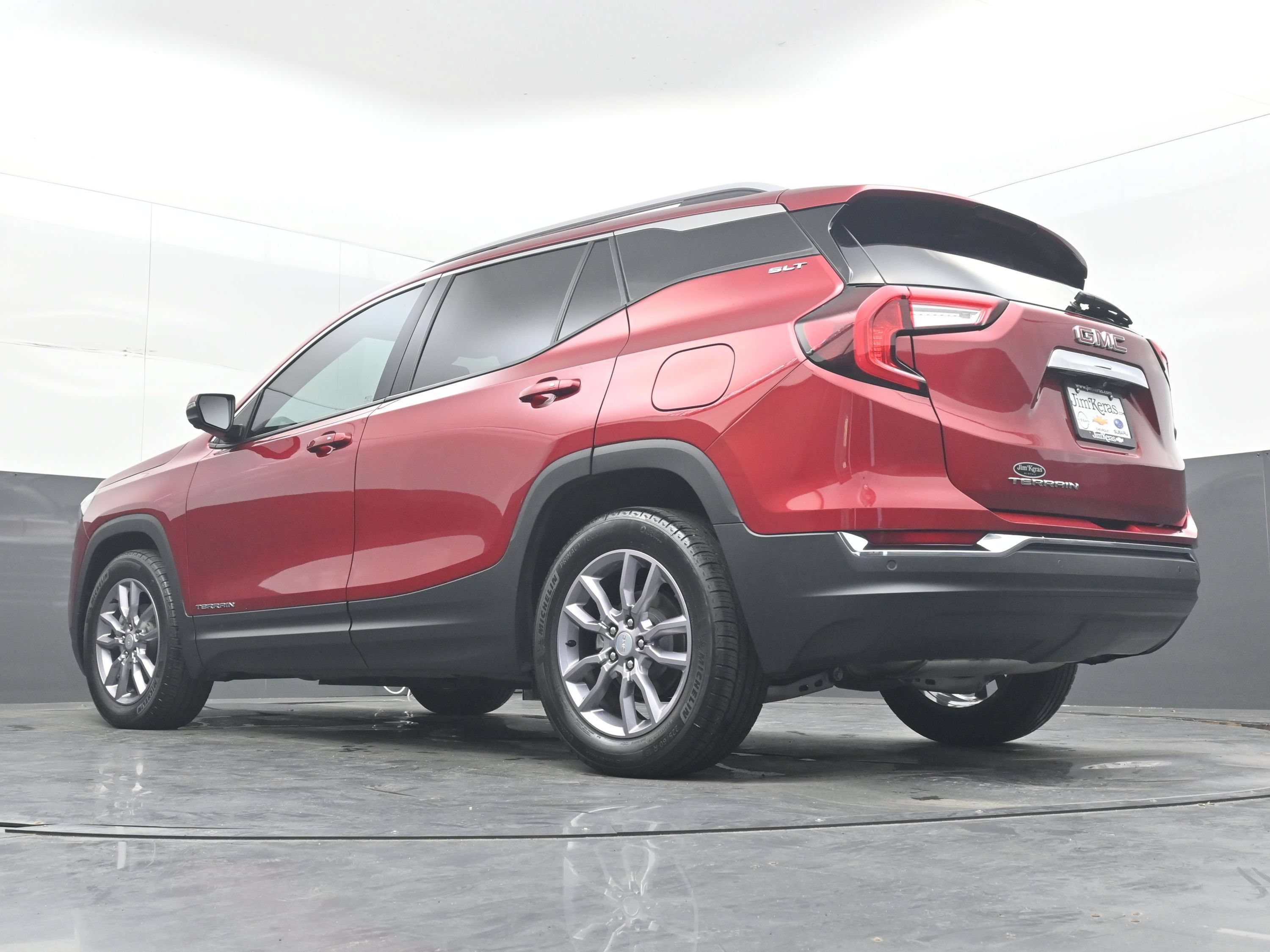 Used 2023 GMC Terrain SLT w/ Tech Package FWD image 29