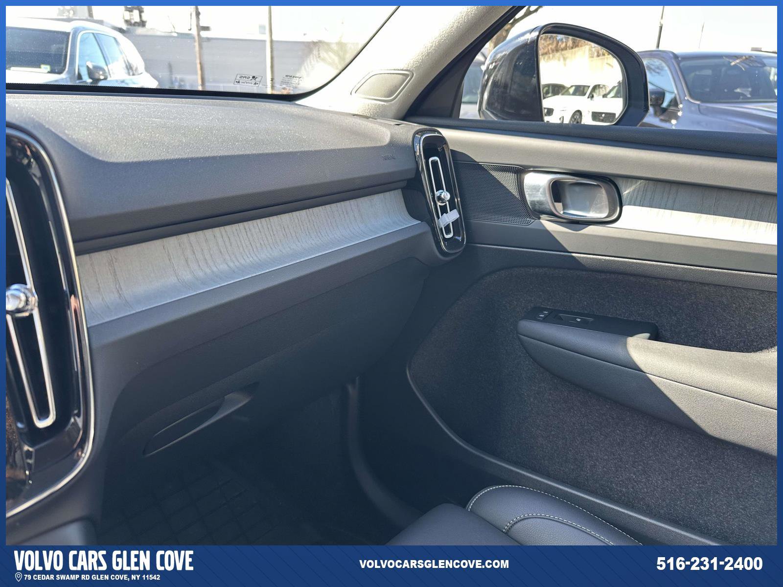 Used 2026 Volvo XC40 B5 Plus w/ Protection Package Premier image 27