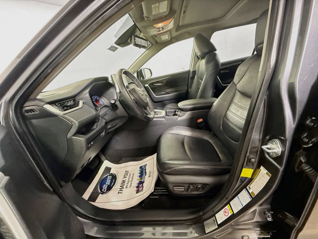 Certified 2019 Toyota RAV4 XLE Premium w/ Advanced Technology Package AWD/4WD image 20