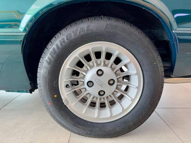 Used 1990 Ford Mustang LX RWD image 18