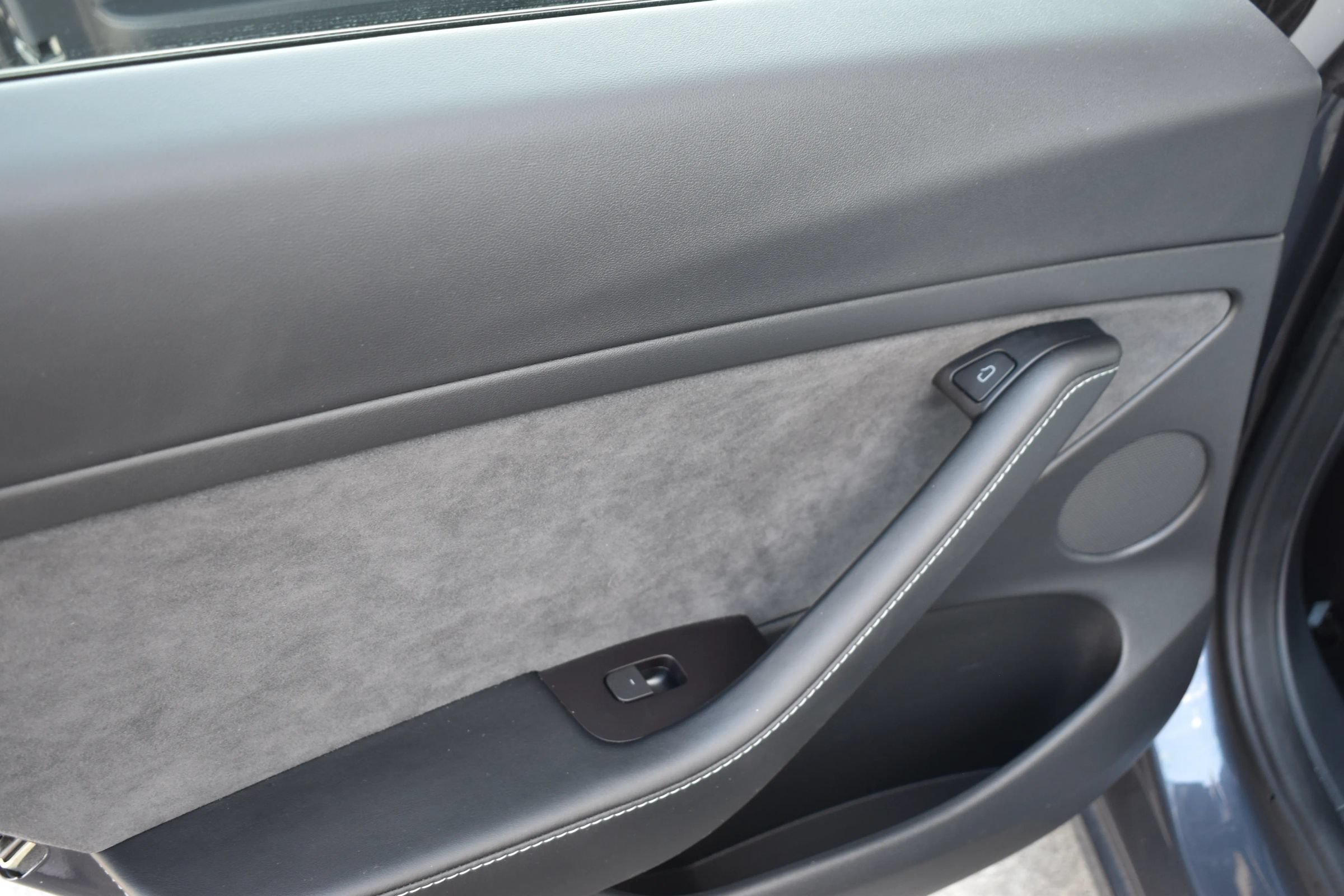 Used 2023 Tesla Model 3 Standard Range RWD image 15