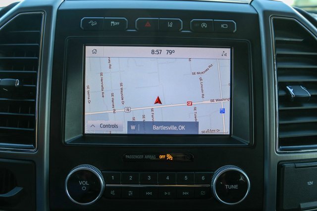 Used 2021 Ford Expedition Platinum image 34