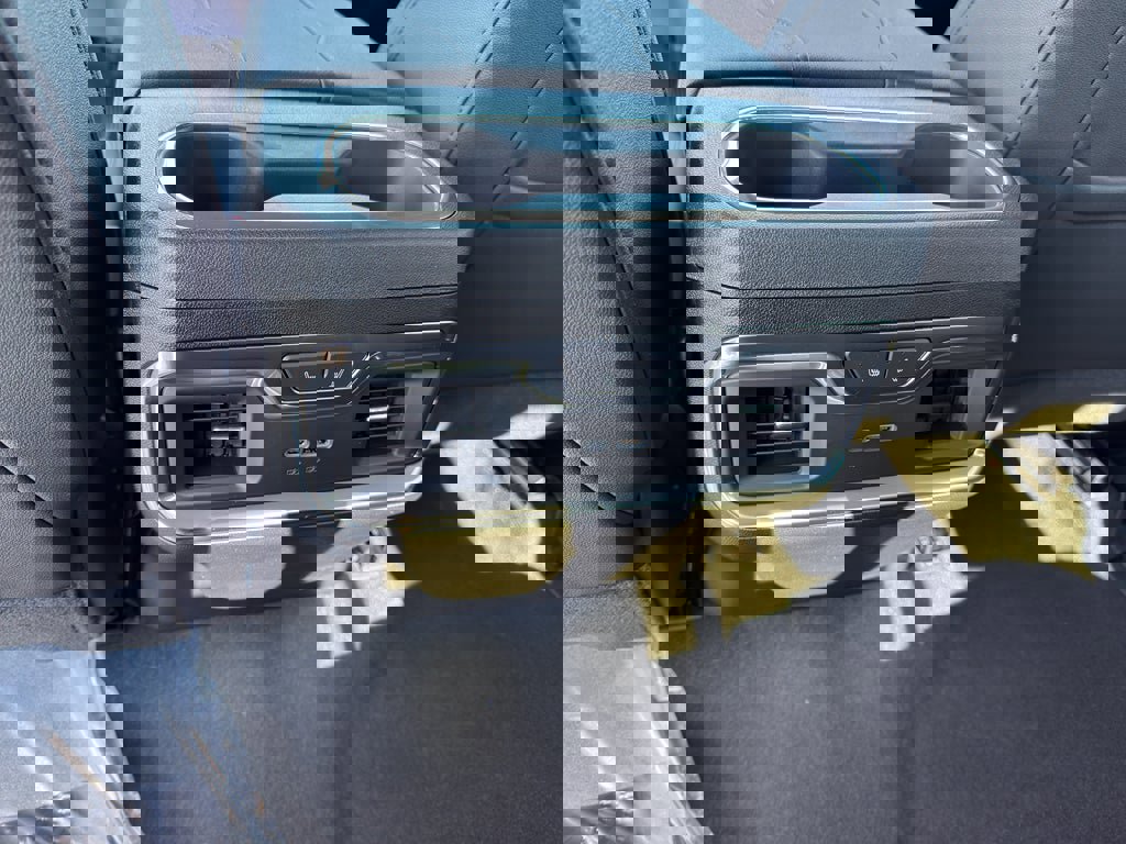 New 2026 Chevrolet Silverado 2500 LTZ w/ LTZ Convenience Package image 28