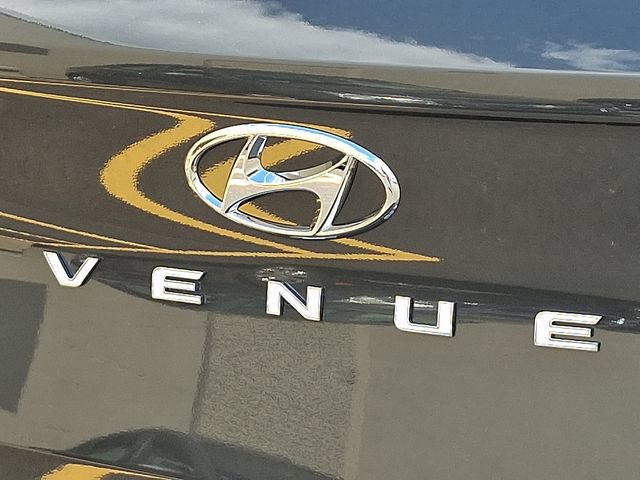 New 2026 Hyundai Venue SEL FWD image 13