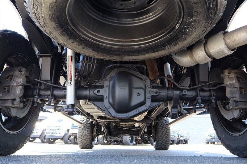 Used 2023 Ford F350 Limited w/ FX4 Off-Road Package AWD/4WD image 42