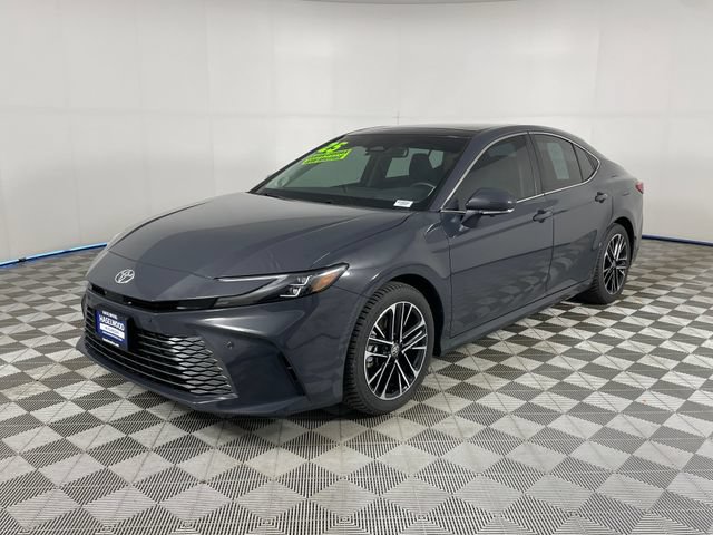 Used 2025 Toyota Camry XLE w/ Premium Plus Package