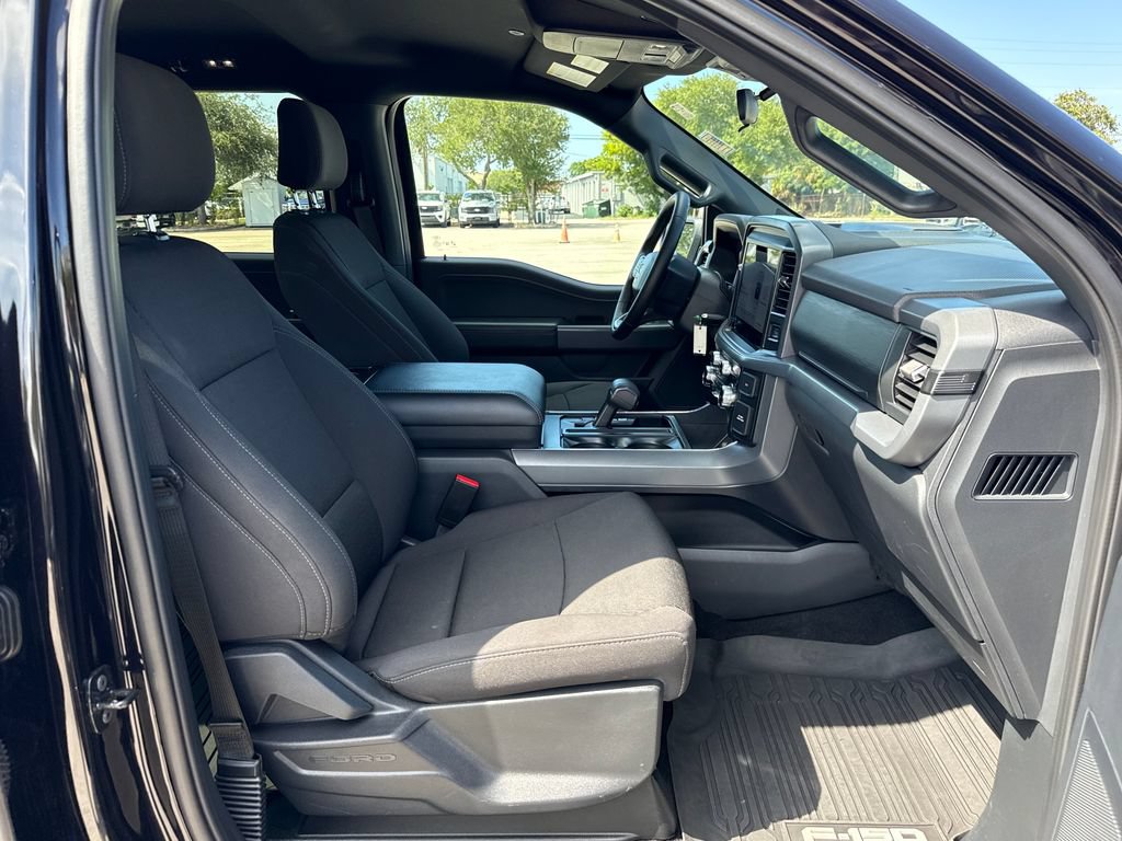 Certified 2025 Ford F150 XLT w/ Equipment Group 301A Standard AWD/4WD image 27