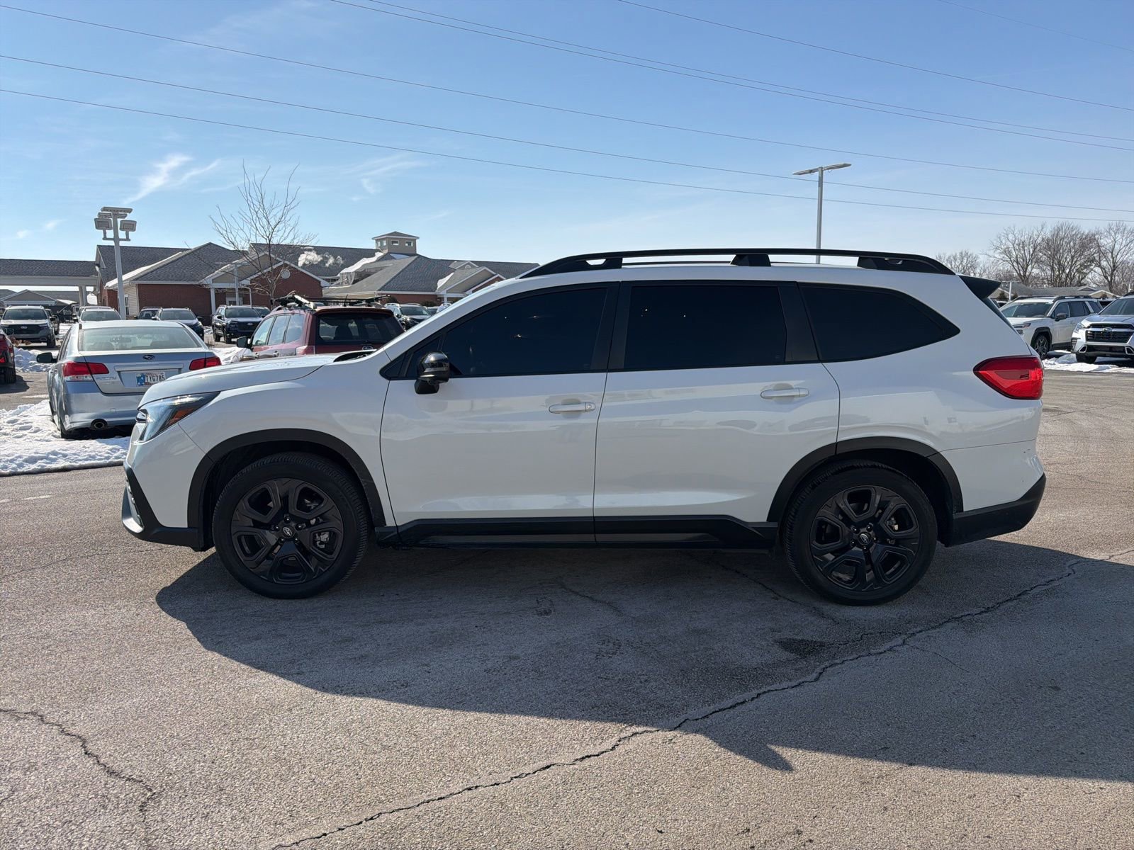 Used 2023 Subaru Ascent Onyx Edition Limited image 3