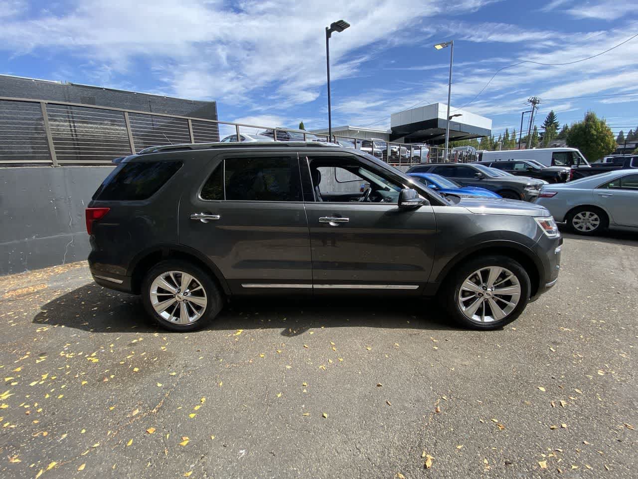 Used 2019 Ford Explorer Limited w/ Class III Trailer Tow Package AWD/4WD image 7