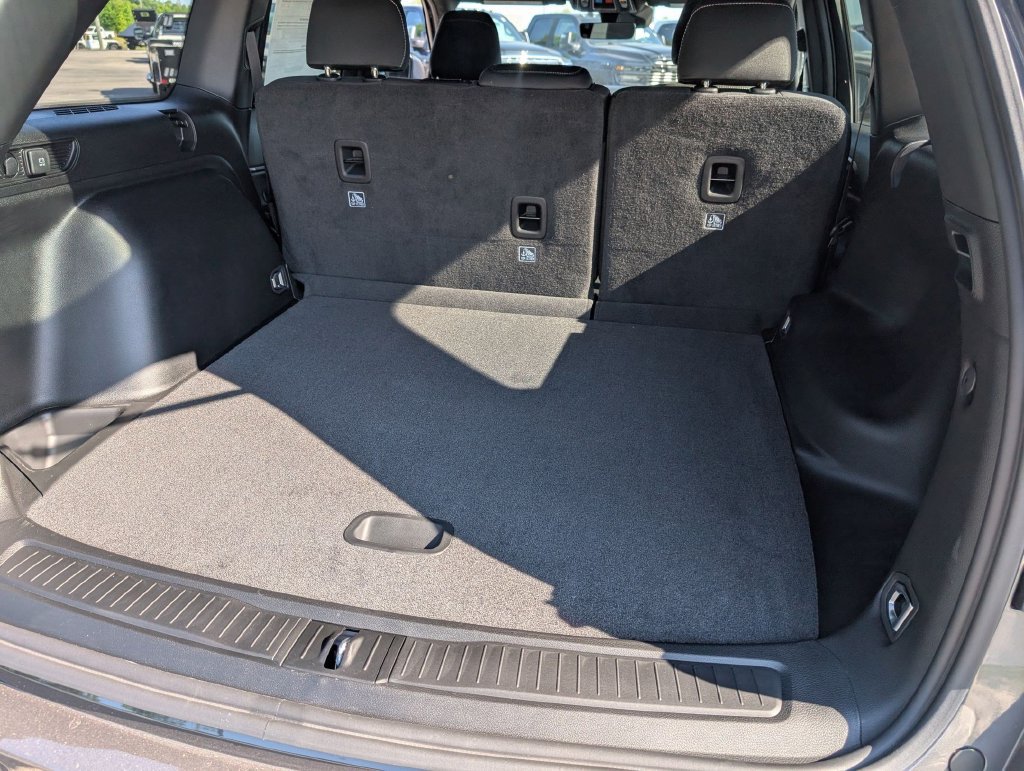 New 2026 Jeep Grand Cherokee Laredo RWD image 26