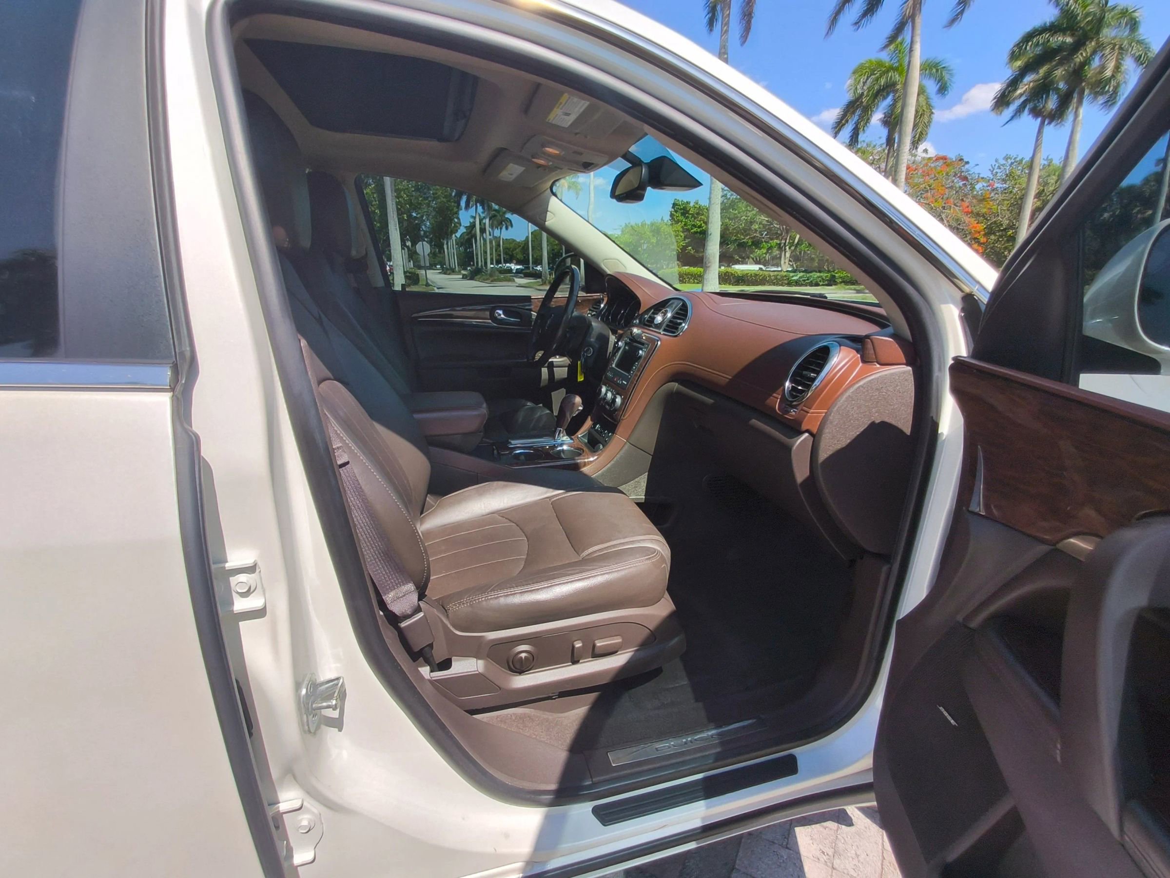 Used 2014 Buick Enclave Premium w/ Trailering Provision Package FWD image 37