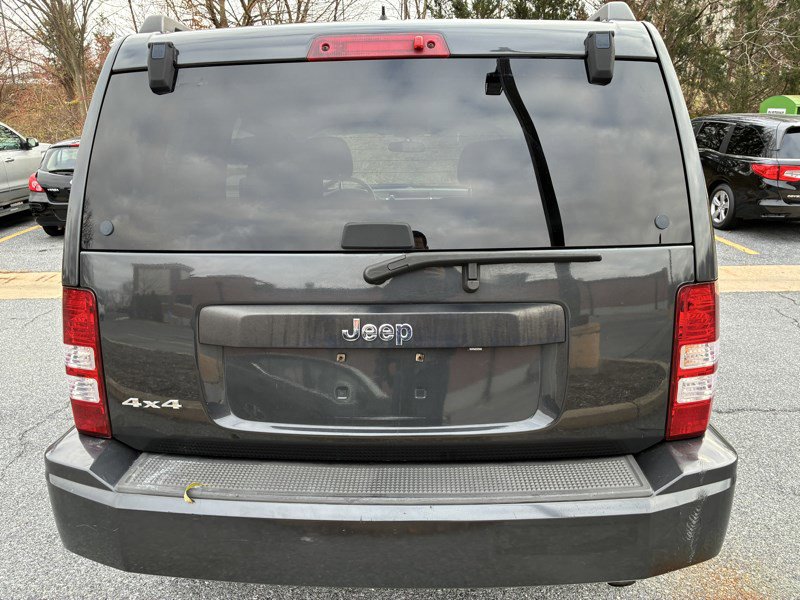 Used 2010 Jeep Liberty Sport w/ Popular Equipment Group image 5