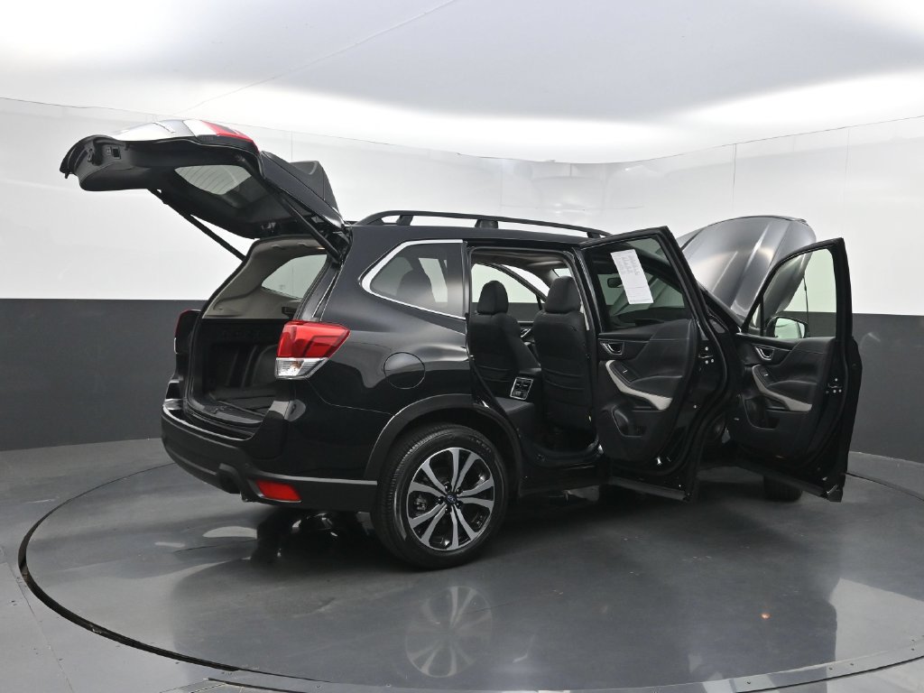 Used 2024 Subaru Forester Limited AWD/4WD image 39