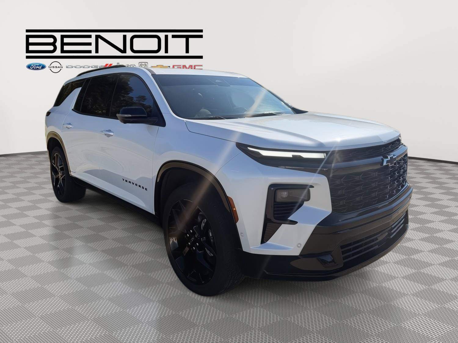 Used 2025 Chevrolet Traverse RS w/ LPO, Floor Liner Package FWD image 7
