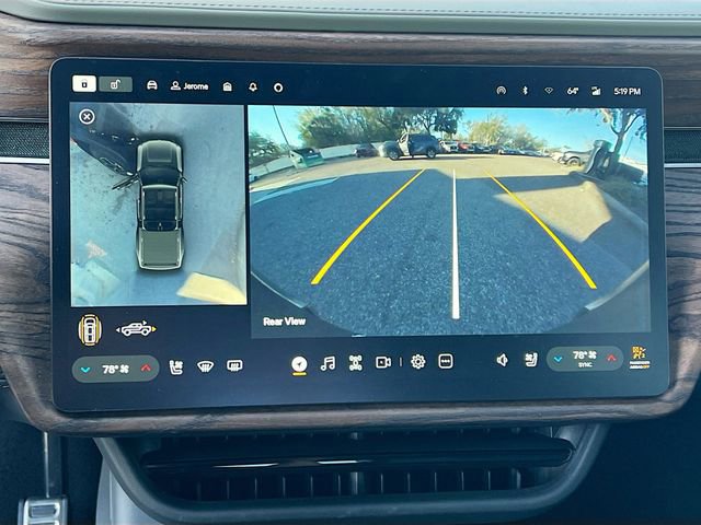 Used 2022 Rivian R1T Adventure image 21