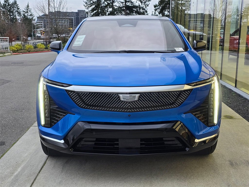 New 2026 Cadillac Optiq Luxury 1 image 8