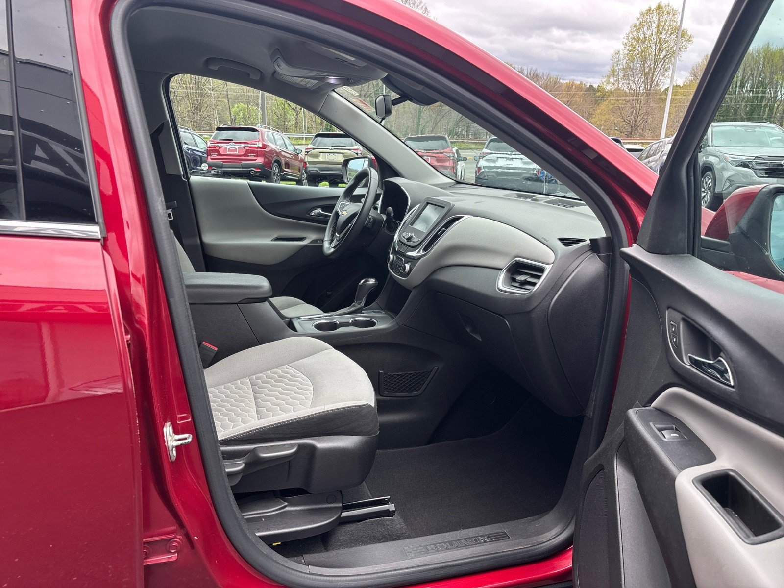 Used 2018 Chevrolet Equinox LT image 43