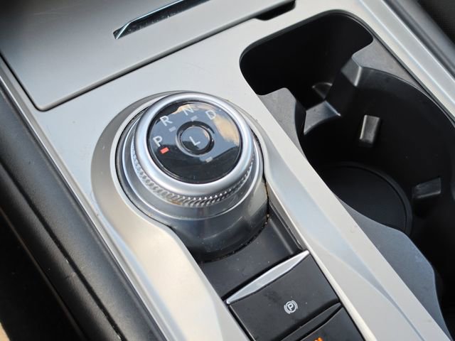 Used 2024 Ford Explorer XLT image 23
