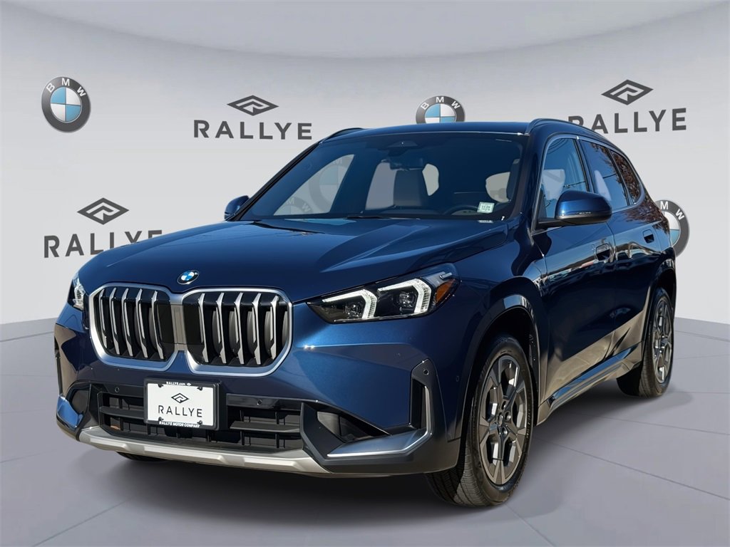 Certified 2025 BMW X1 xDrive28i w/ Convenience Package image 3