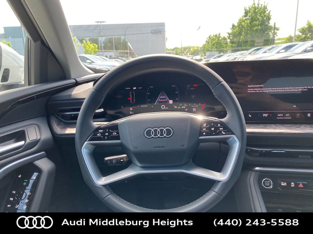 Used 2025 Audi Q5 Premium w/ Convenience Package image 35