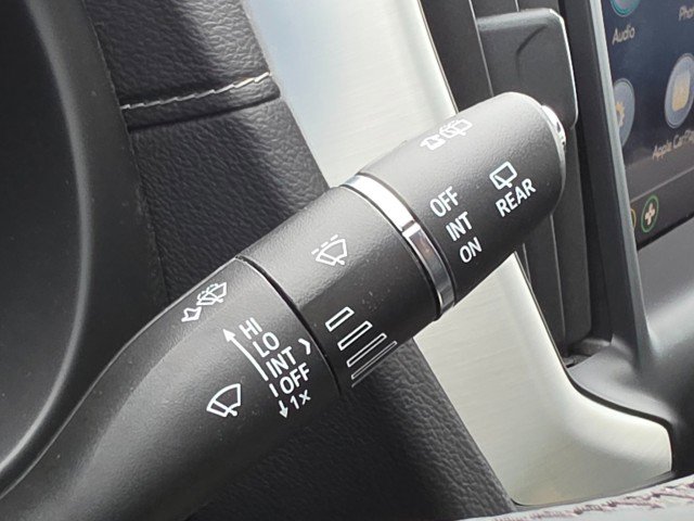 Used 2023 GMC Terrain SLT w/ Tech Package AWD/4WD image 42