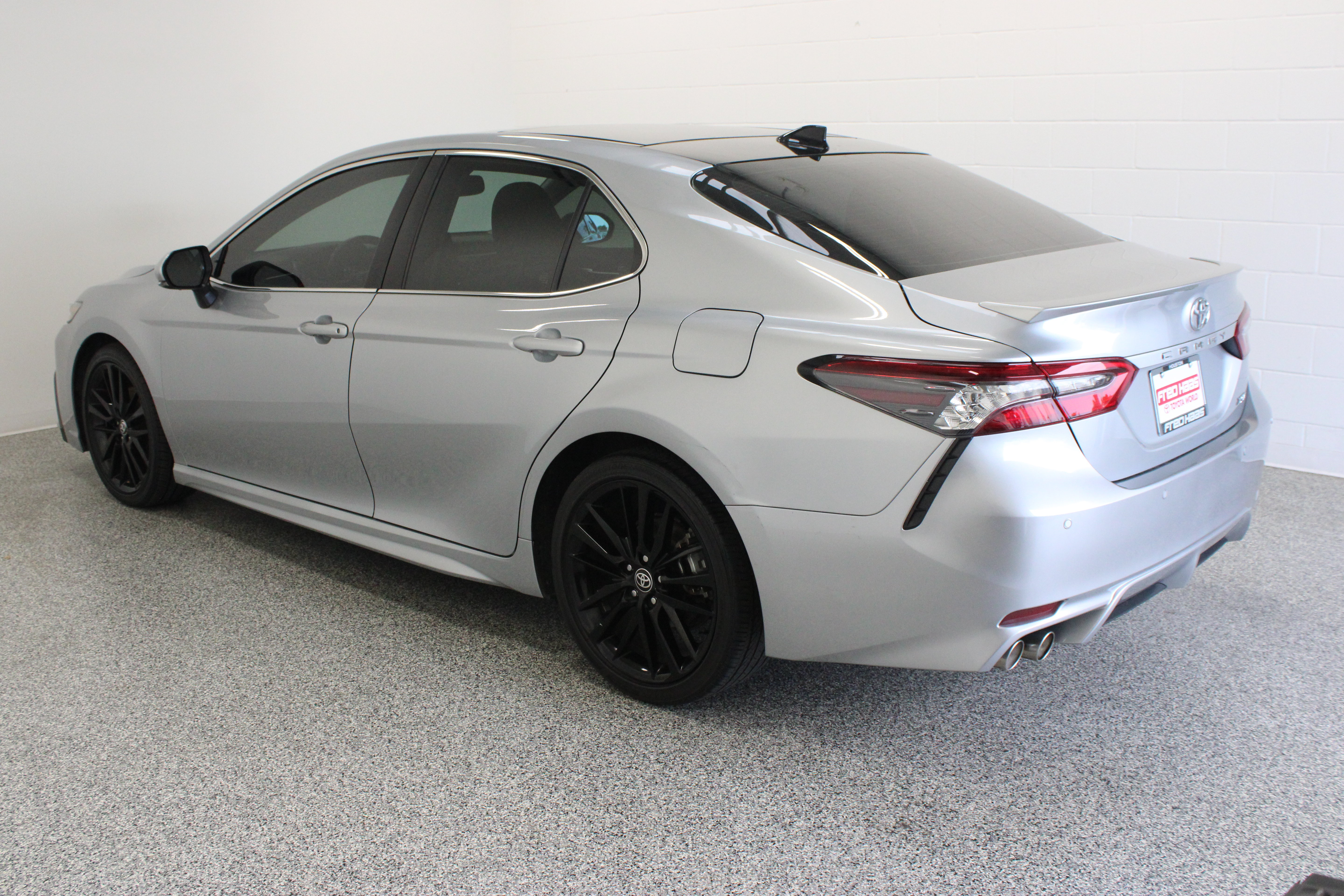 Used 2024 Toyota Camry XSE w/ Navigation Package FWD image 9