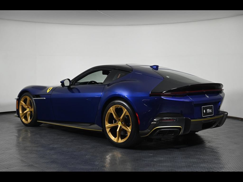 Certified 2025 Ferrari 12Cilindri RWD image 2