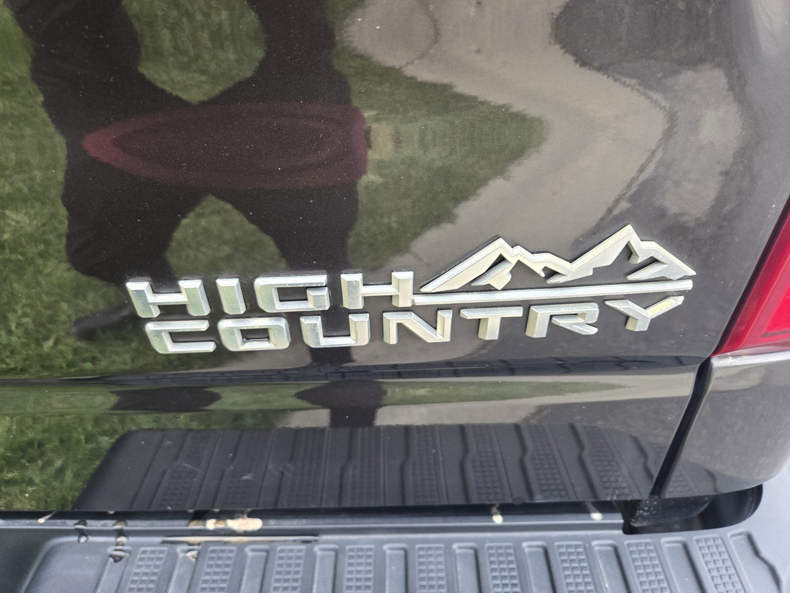 Used 2021 Chevrolet Silverado 1500 High Country w/ Z71 Off-Road Package image 26