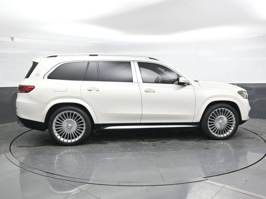 Used 2023 Mercedes-Benz Maybach GLS 600 4MATIC image 3