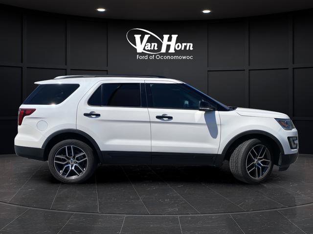 Used 2016 Ford Explorer Sport w/ Equipment Group 401A AWD/4WD image 7