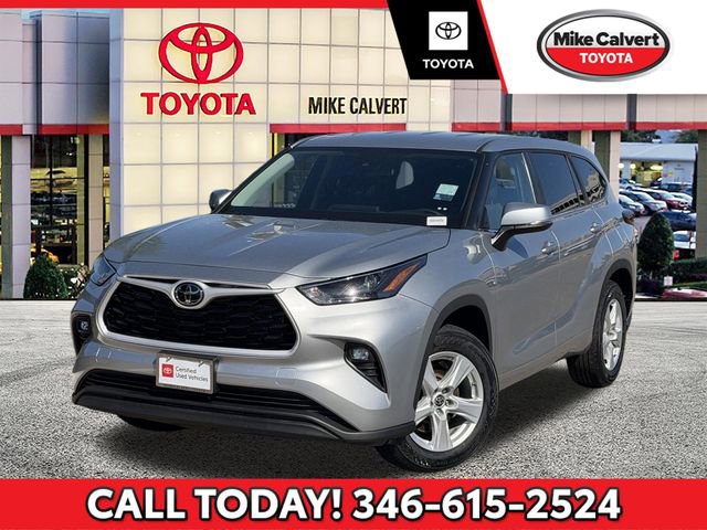 Used 2025 Toyota Highlander LE