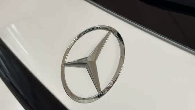 Certified 2026 Mercedes-Benz GLC 300 4MATIC image 9