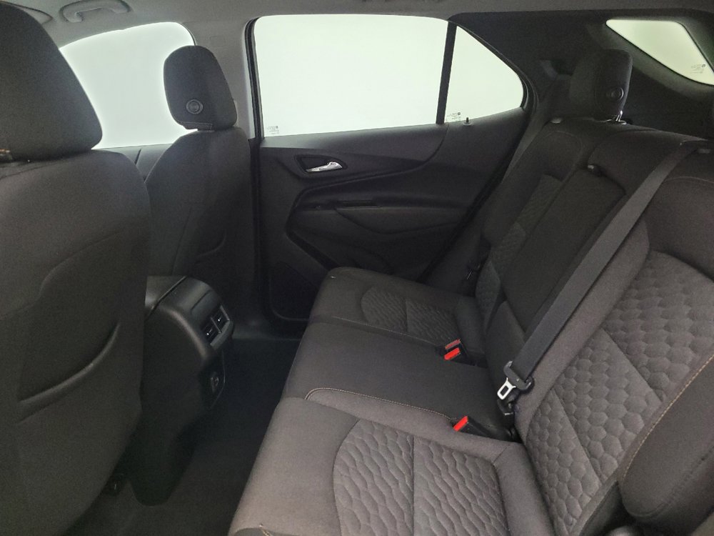 Used 2019 Chevrolet Equinox LT w/ Driver Convenience Package FWD image 18