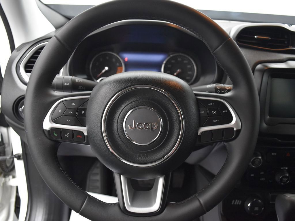 Used 2021 Jeep Renegade Latitude AWD/4WD image 7