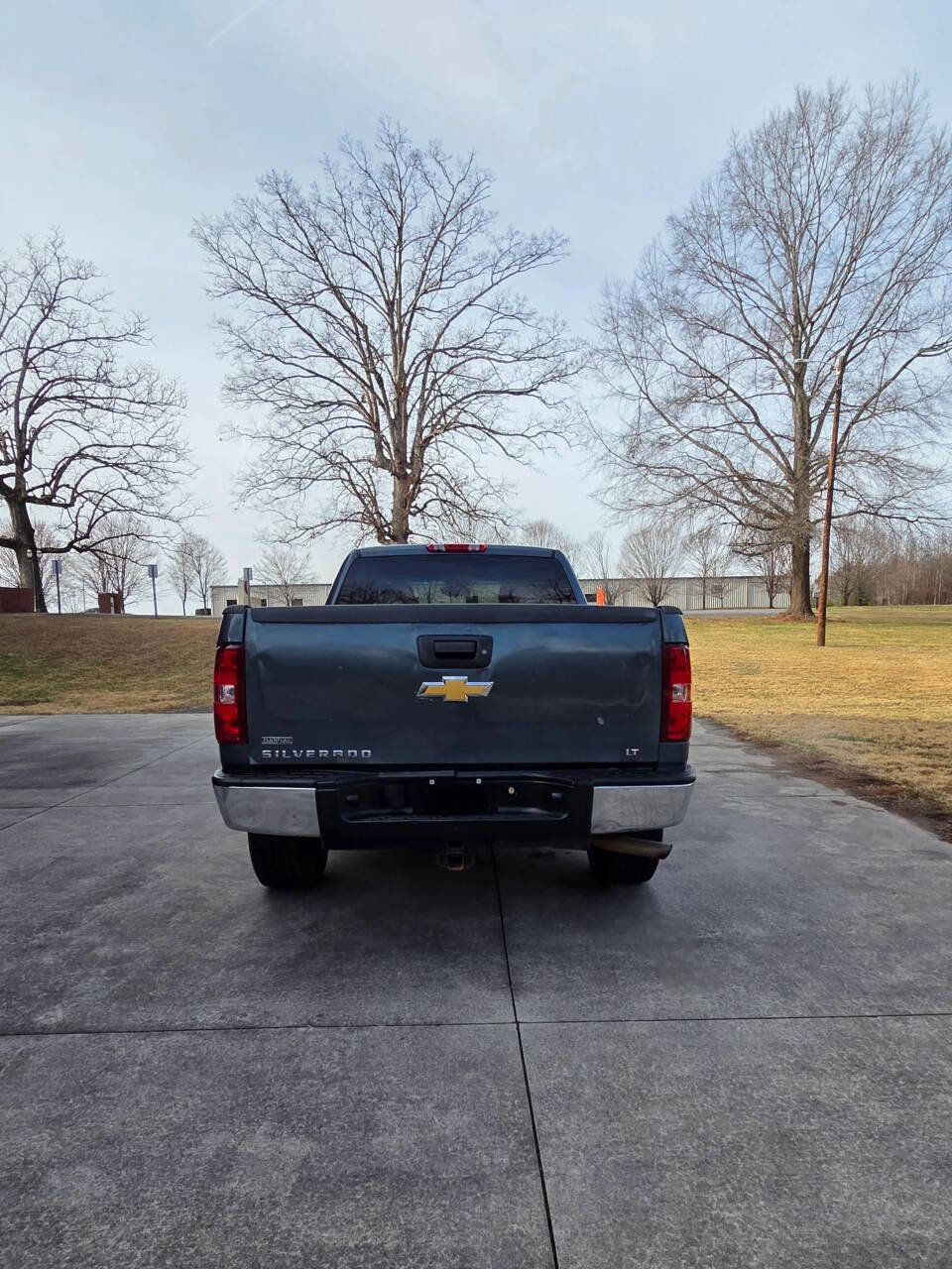 Used 2010 Chevrolet Silverado 1500 LT w/ Regional Value Package image 6