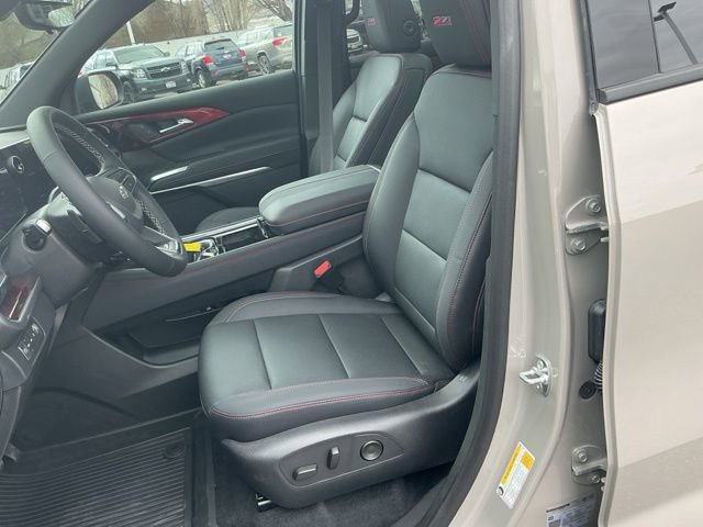 New 2026 Chevrolet Traverse Z71 w/ Driver Confidence Package image 10