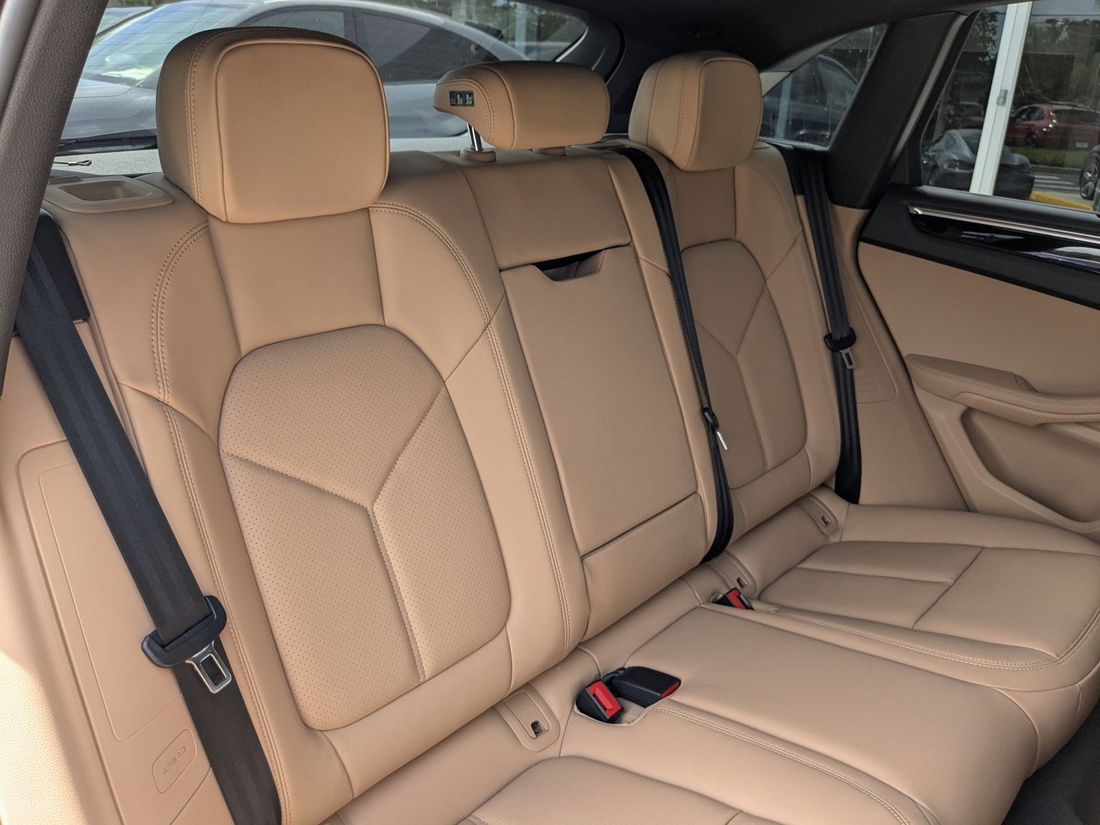 New 2026 Porsche Macan AWD/4WD image 29