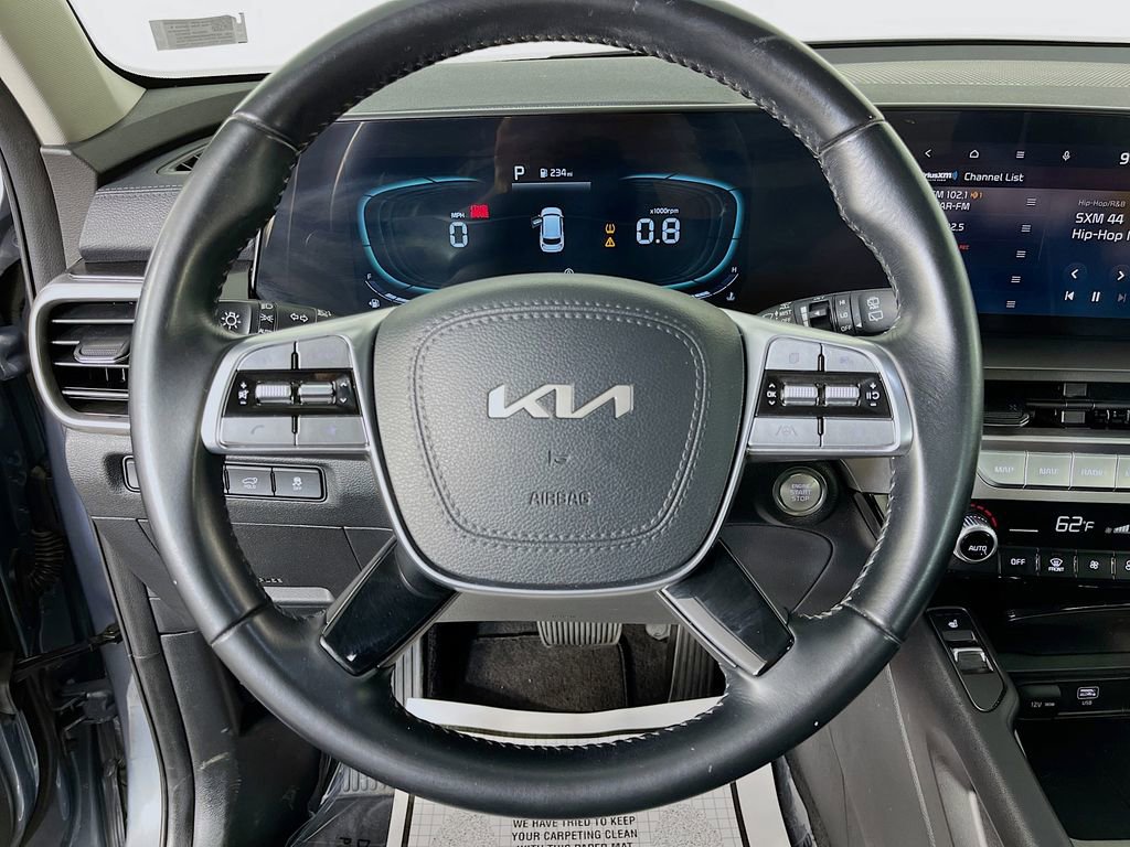 Used 2025 Kia Telluride S FWD image 14