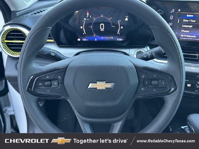 Used 2026 Chevrolet Trax LT FWD image 13