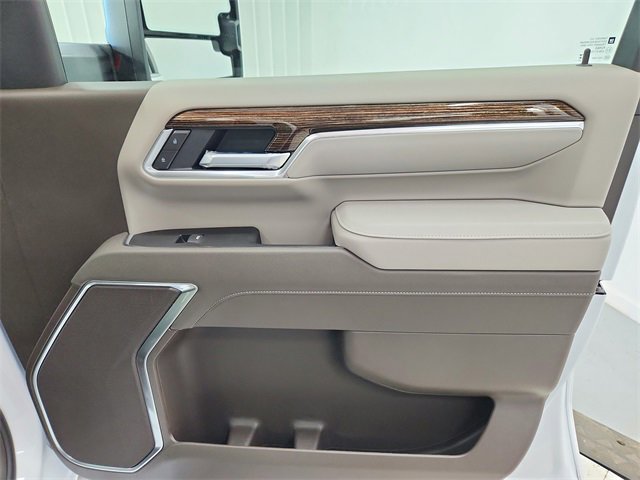 New 2026 GMC Sierra 2500 SLE w/ SLE Value Package; image 38