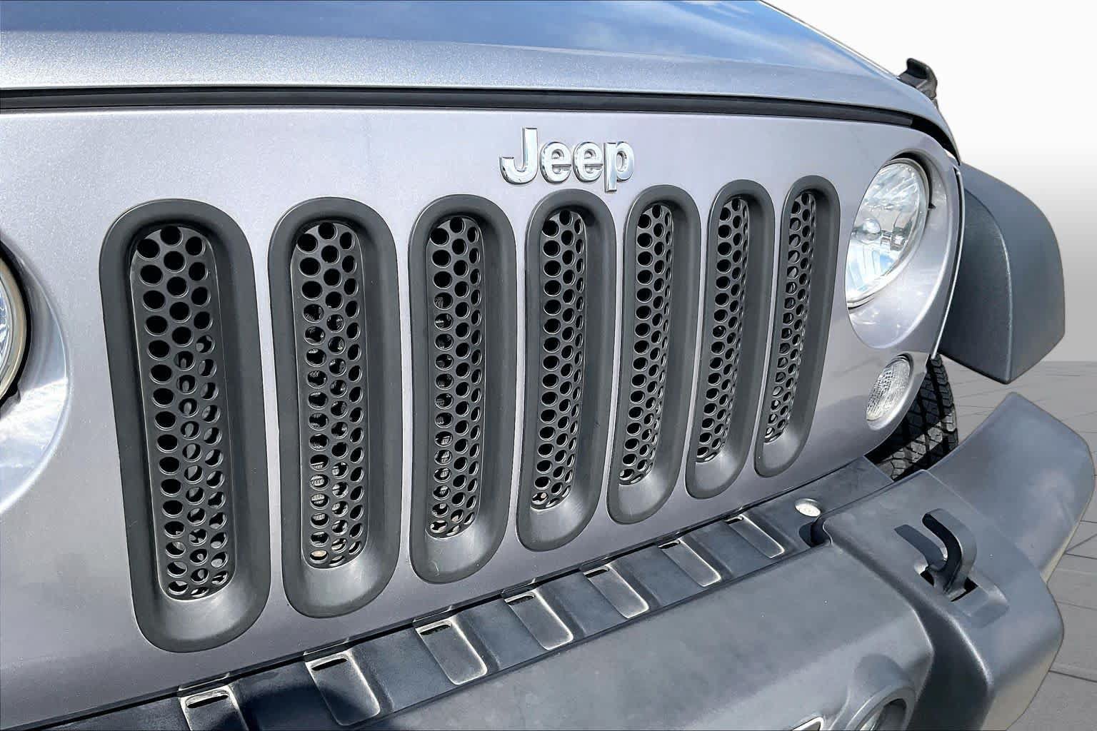 Used 2017 Jeep Wrangler Unlimited Sport w/ Quick Order Package 24S AWD/4WD image 27