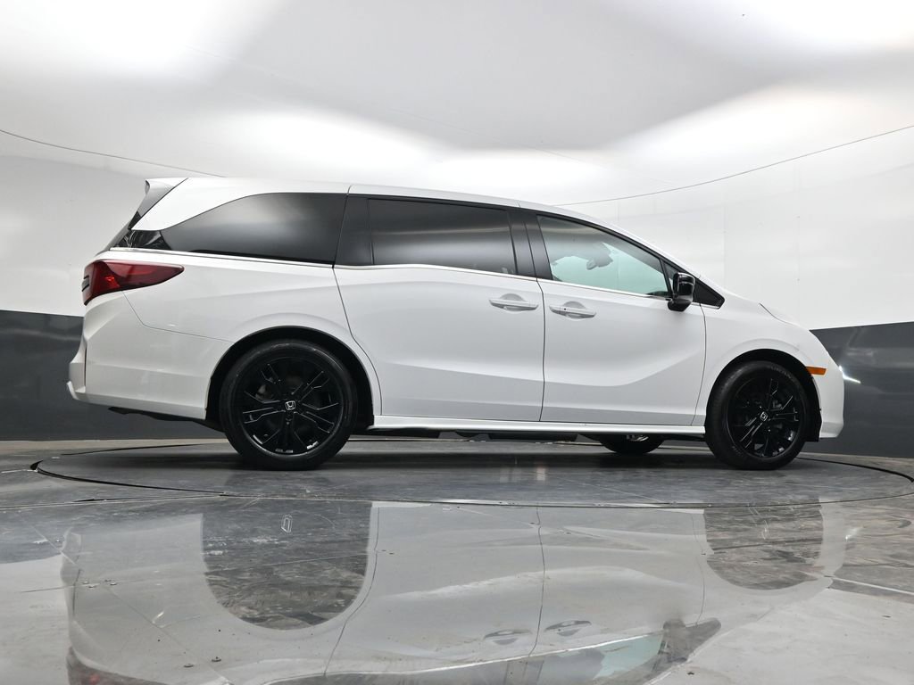 Used 2025 Honda Odyssey Sport-L image 32