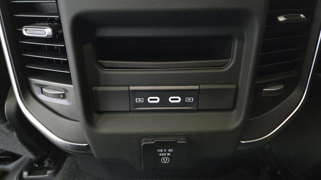 New 2026 RAM 1500 4x4 Crew Cab image 29
