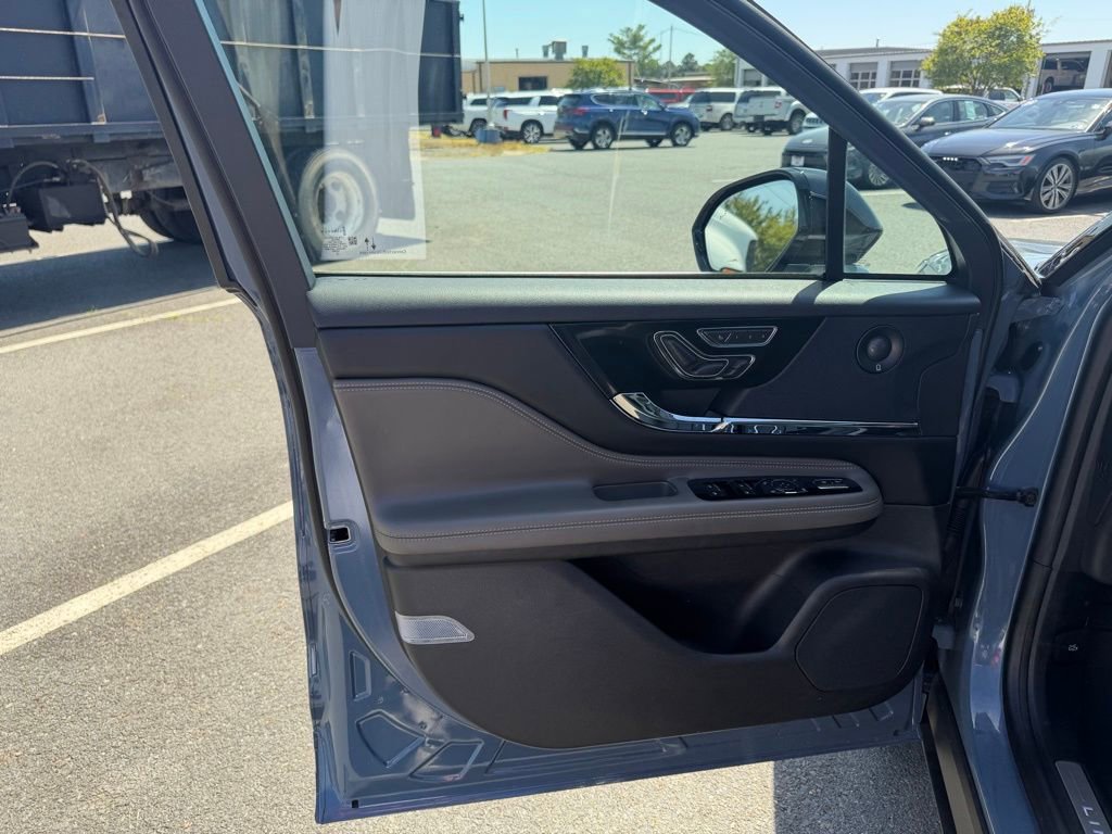 Used 2023 Lincoln Corsair Grand Touring w/ Equipment Group 302A image 13