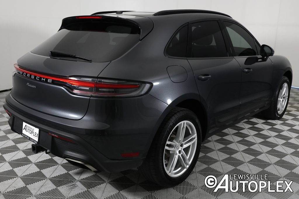 Used 2023 Porsche Macan AWD/4WD image 5